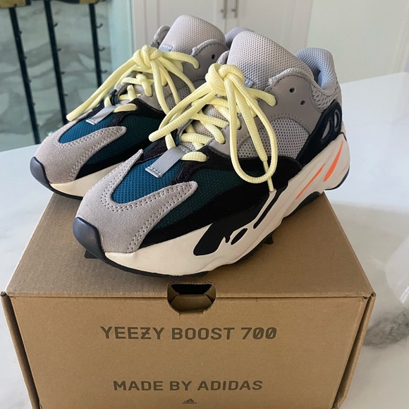 Adidas Yeezy Boost 700 Wave Runner - Picture 1 of 7